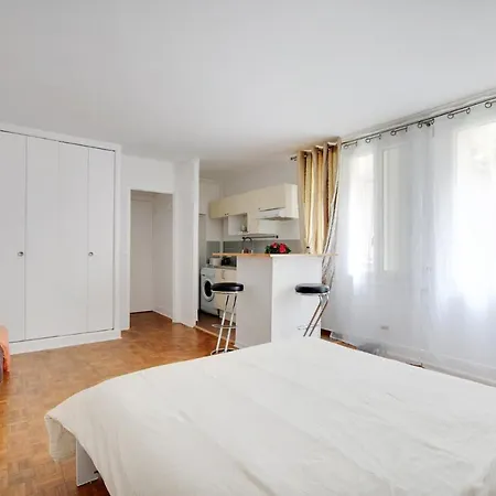 Maison De La Radio - Tour Effeil דירה פריז