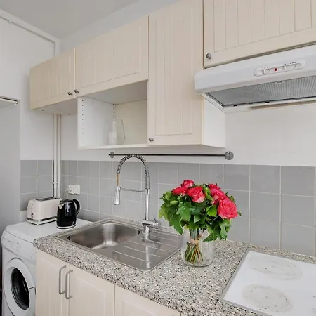 Maison De La Radio - Tour Effeil Parigi